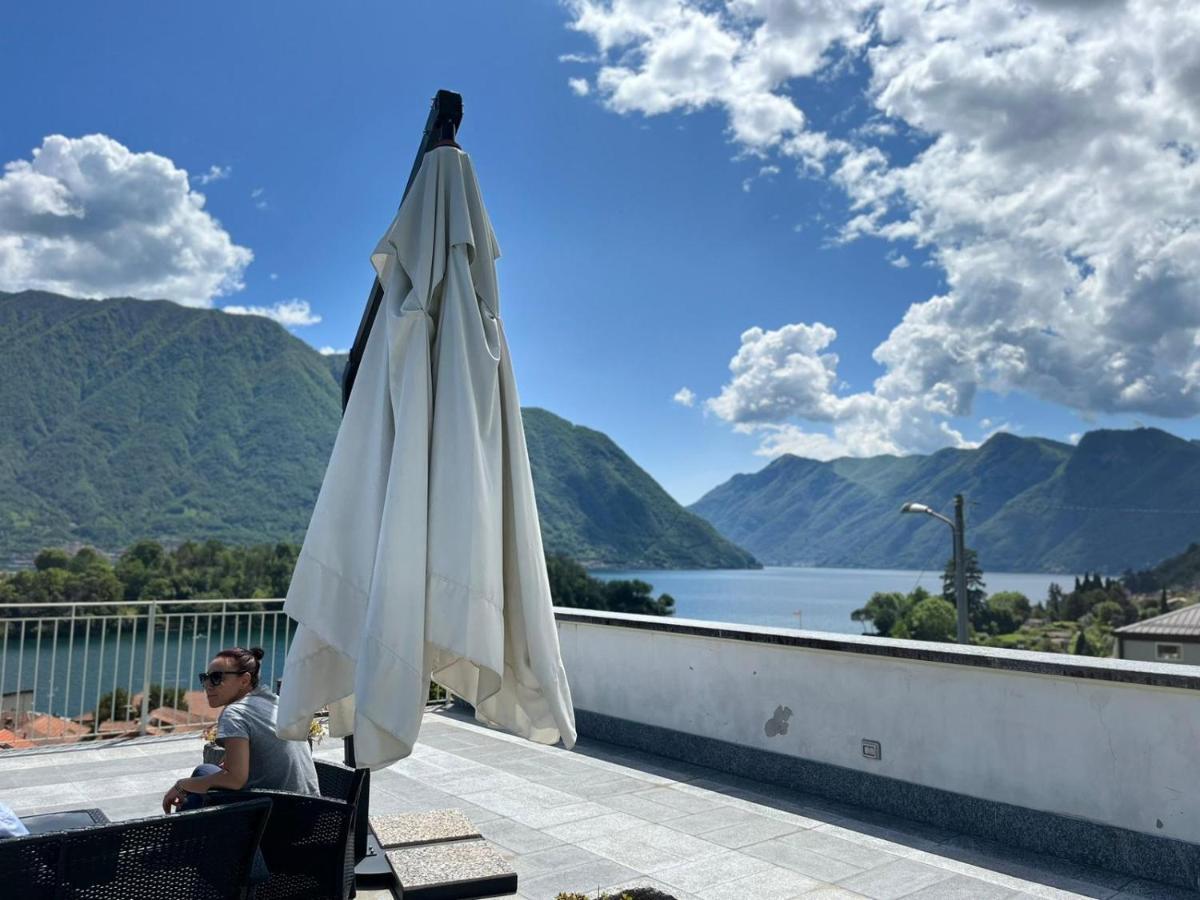 La Terrazza Sul Lago Ossuccio Exteriör bild